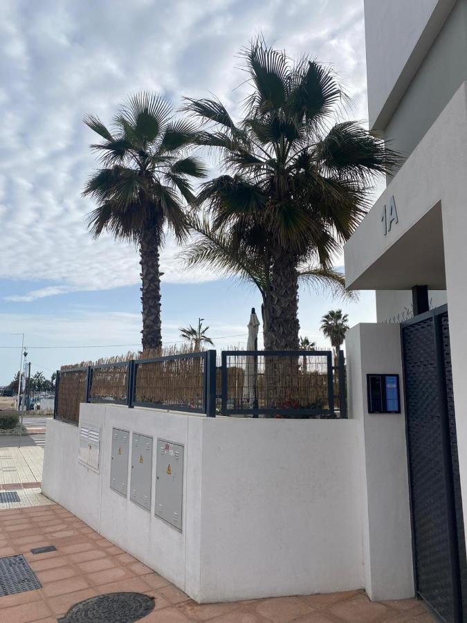 Apartamento Sealine Torrox Costa By The Beach Málaga Exteriör bild